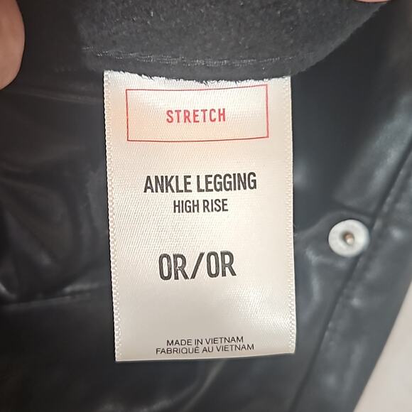 Express Black Faux Leather High Rise Ankle Legging - Size 0 Regular - Picture 4 of 8